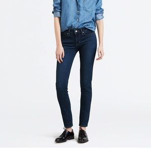 Levi’s 711 skinny jeans